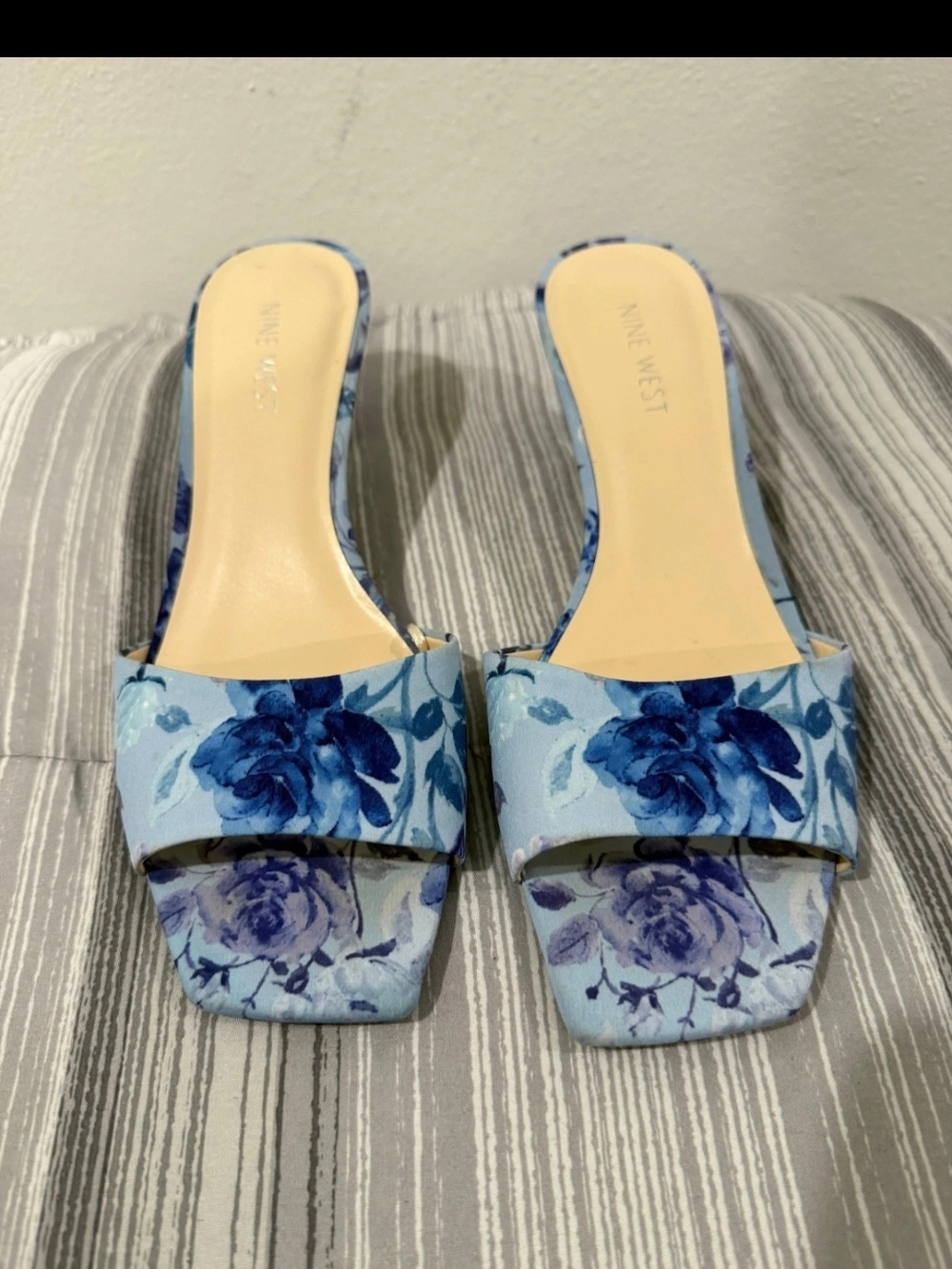Nine West Light Blue Floral Slide Mules
